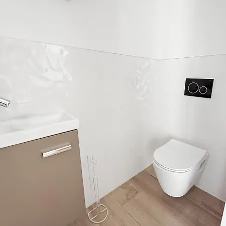 Pousada De Gamme Avec Piscine, Bar Et Cinema *